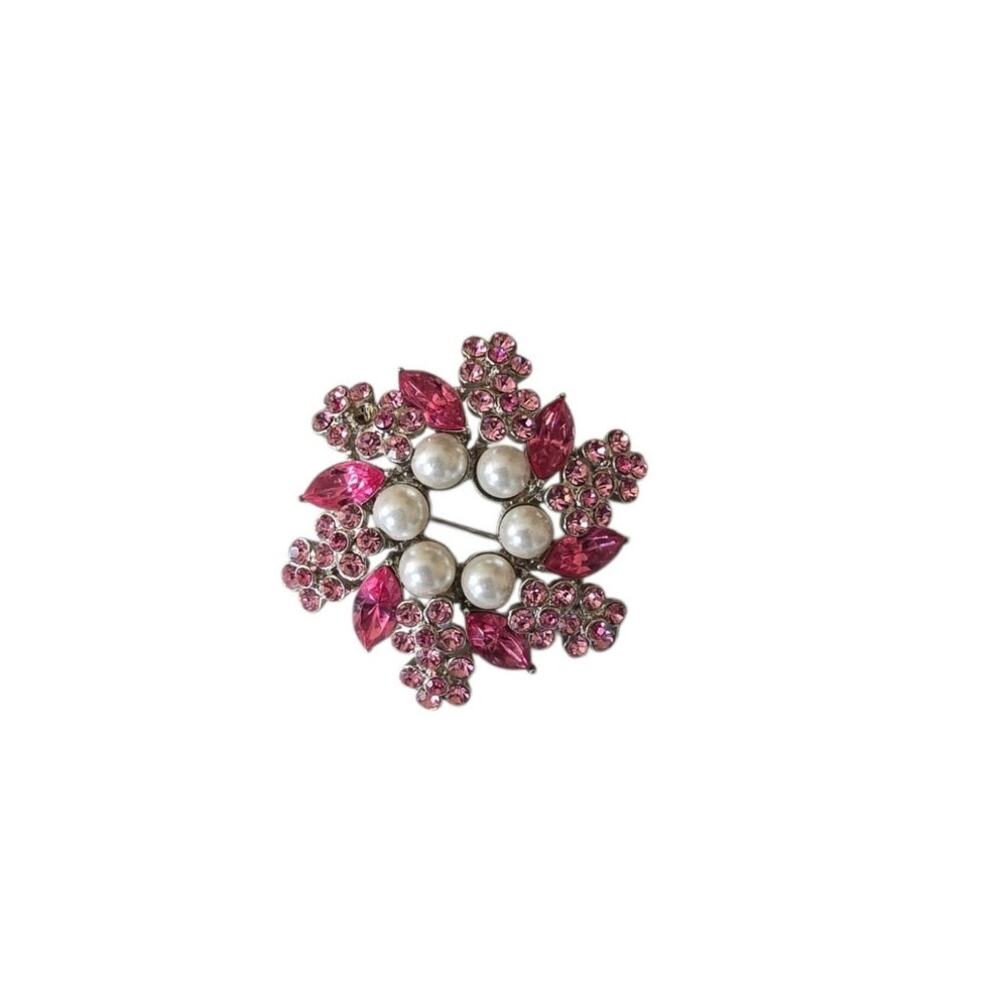 Vintage Brooch Jewelry Pink Rhinestone and Faux Pearl Design